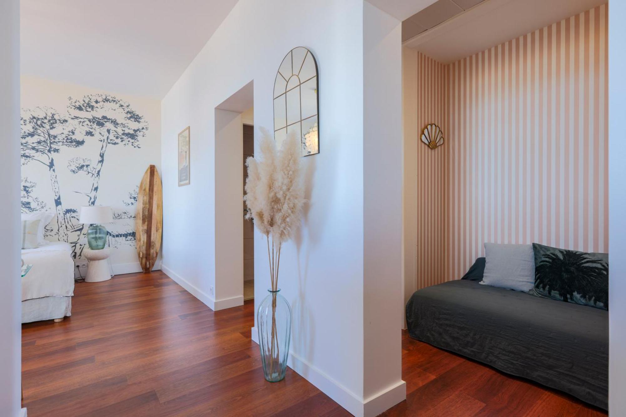 De La Hotel 3*